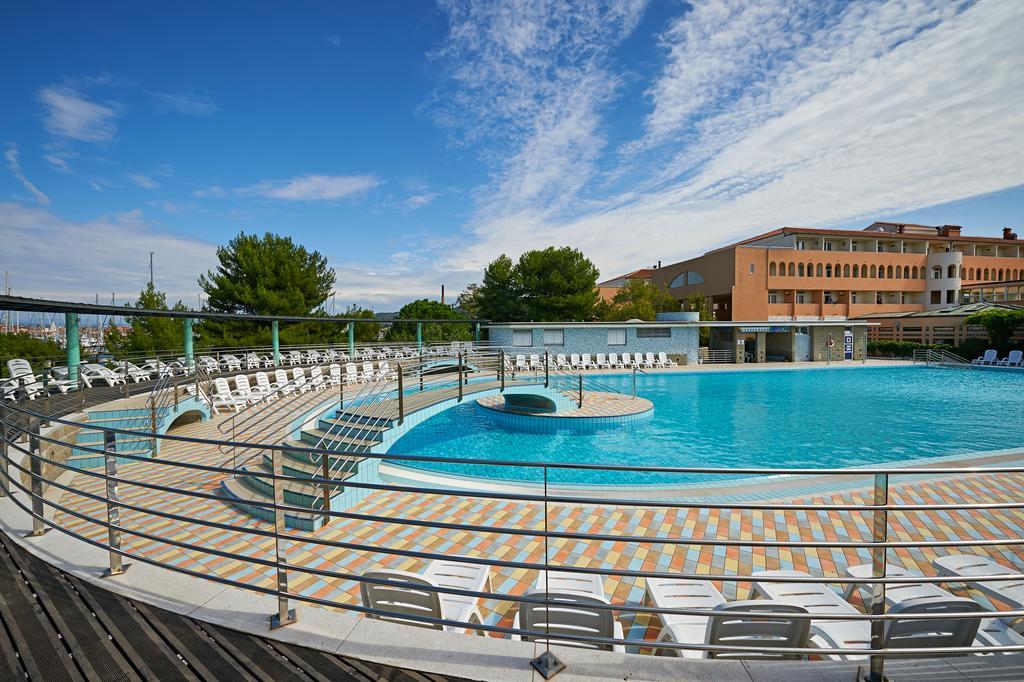 Hotel Delfin Izola Zewnętrze zdjęcie