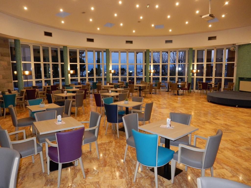 Hotel Delfin Izola Zewnętrze zdjęcie